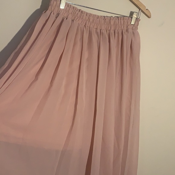 Floor length flowy skirt - Picture 3 of 4